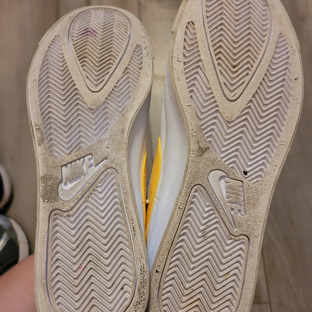Nike Court Royale Women's Shoes
